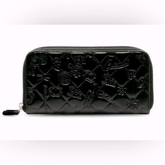 Chanel Maltase Lucky Symbols Black Patent Leather Zip Around Wallet EC - Picture 5 of 10